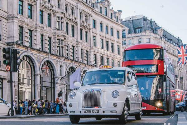 How Much Do Nurses Earn in London?